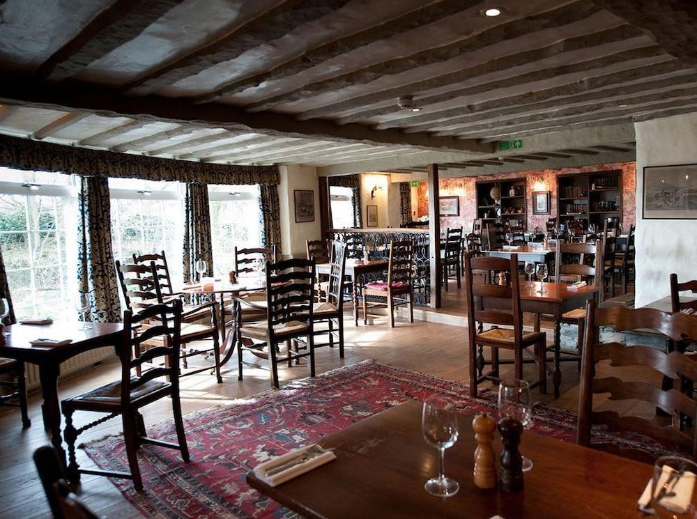 Wild Boar Estate 4*
